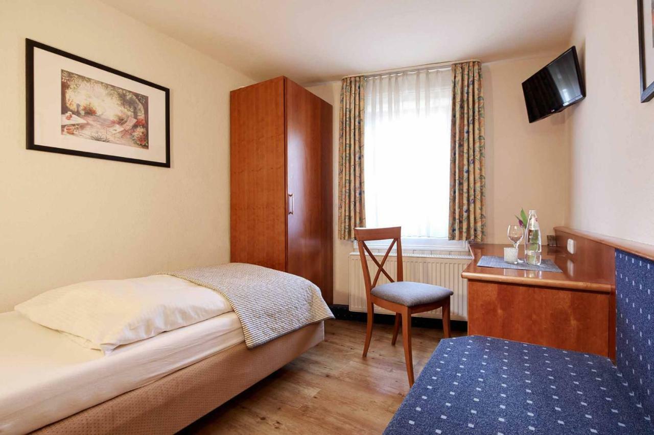 Hotel Eisenbahn Karlstadt Eksteriør bilde